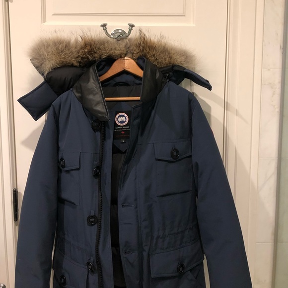 Canada Goose Banff Parka - Picture 3 of 7